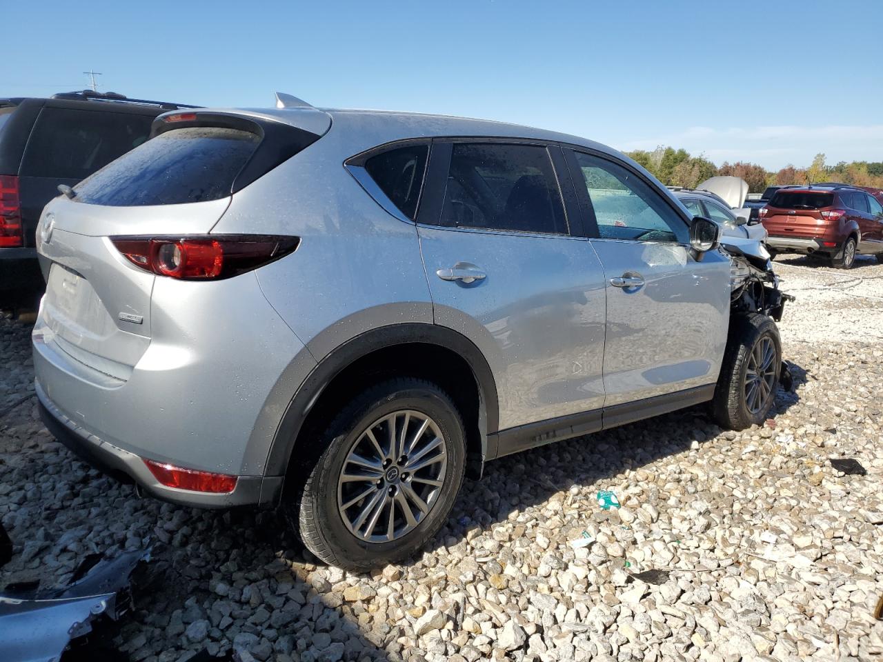 2017 Mazda CX-5 VIN JM3KFBCL1H0226947 Copart auction photo, front end damage thumbnail 3