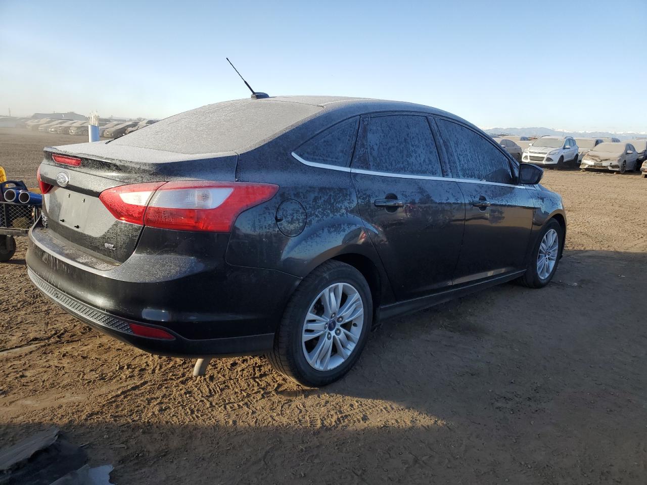 2012 Ford Focus VIN 1FAHP3H21CL338666 Copart auction photo, front end damage thumbnail 3