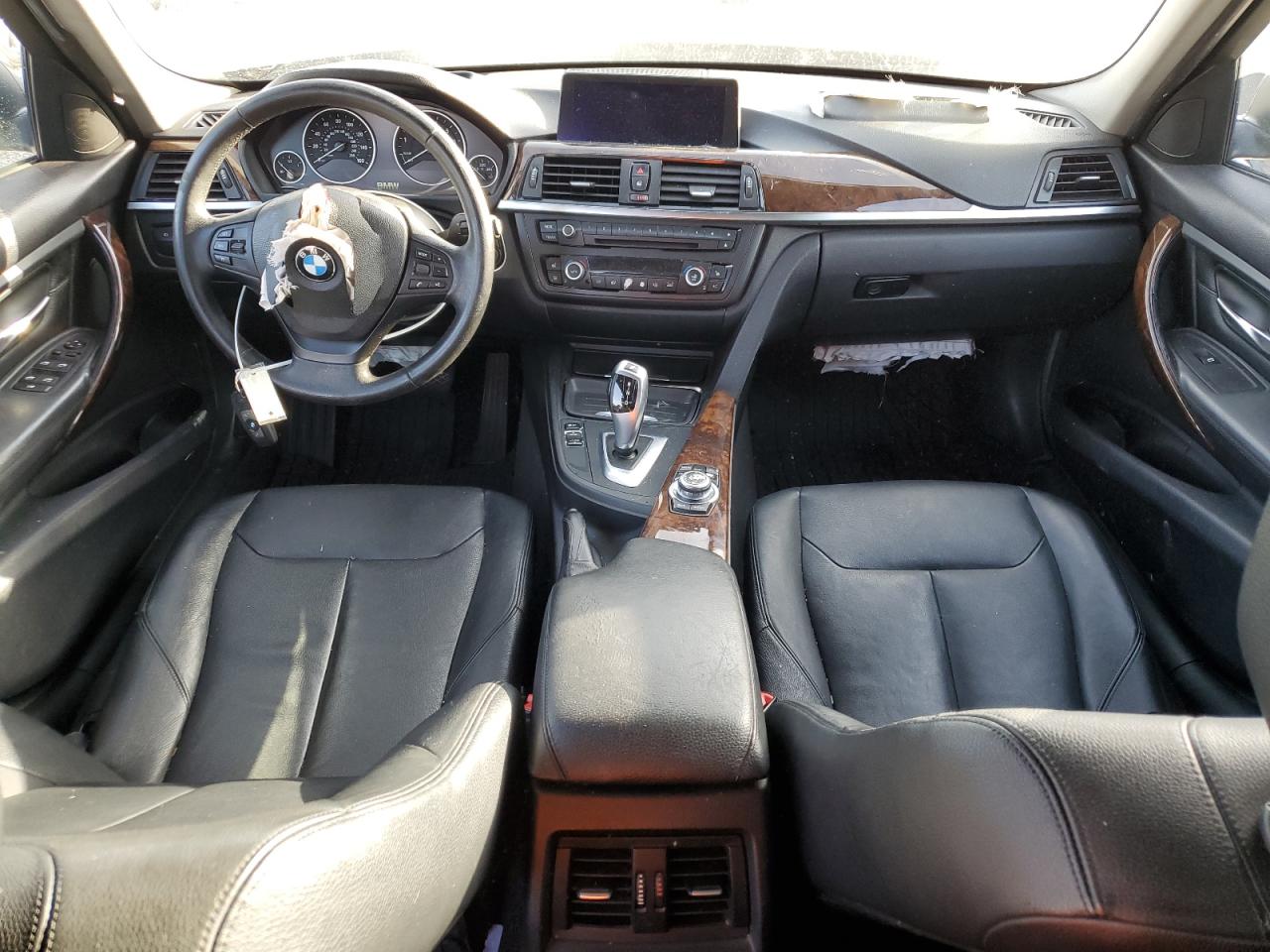 2013 BMW 3er VIN WBA3C1G57DNR44332 Copart auction photo, front end / minor dent/scratches damage thumbnail 8