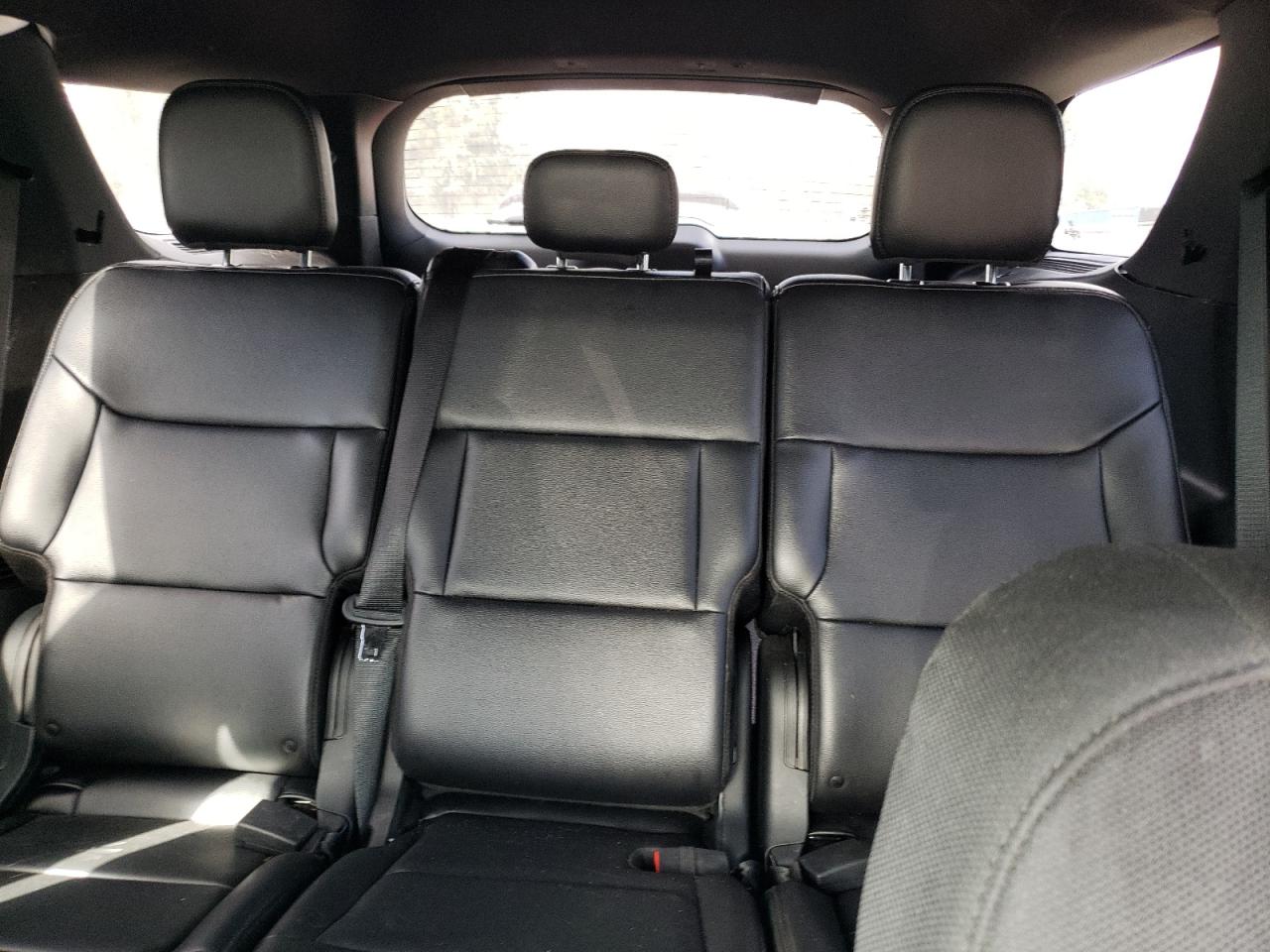 2020 Ford Explorer VIN 1FM5K8AB8LGA18266 Copart auction photo, side / front end damage thumbnail 10