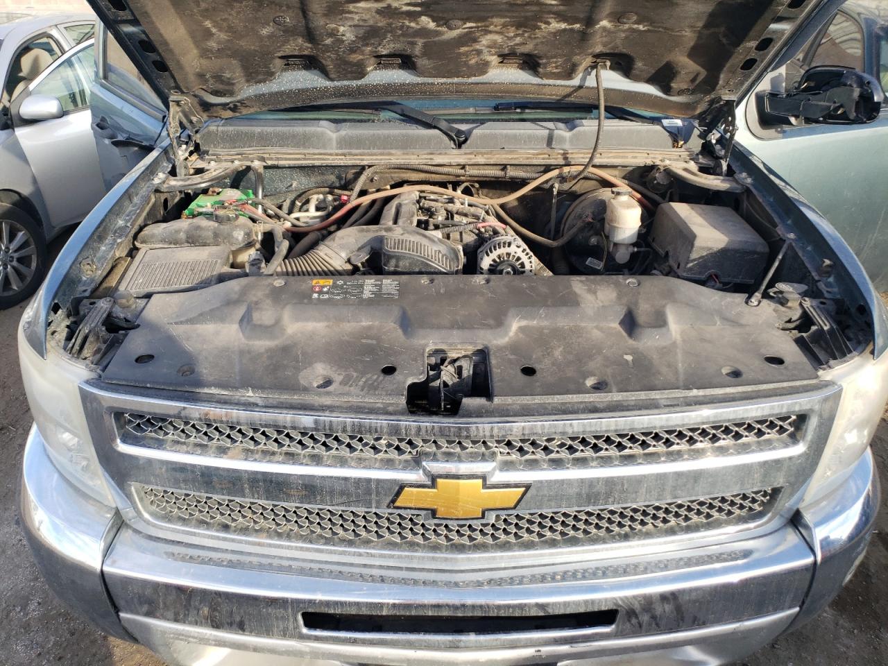 2013 Chevrolet Silverado VIN 1GCRCREA6DZ124408 Copart auction photo, all over damage thumbnail 11