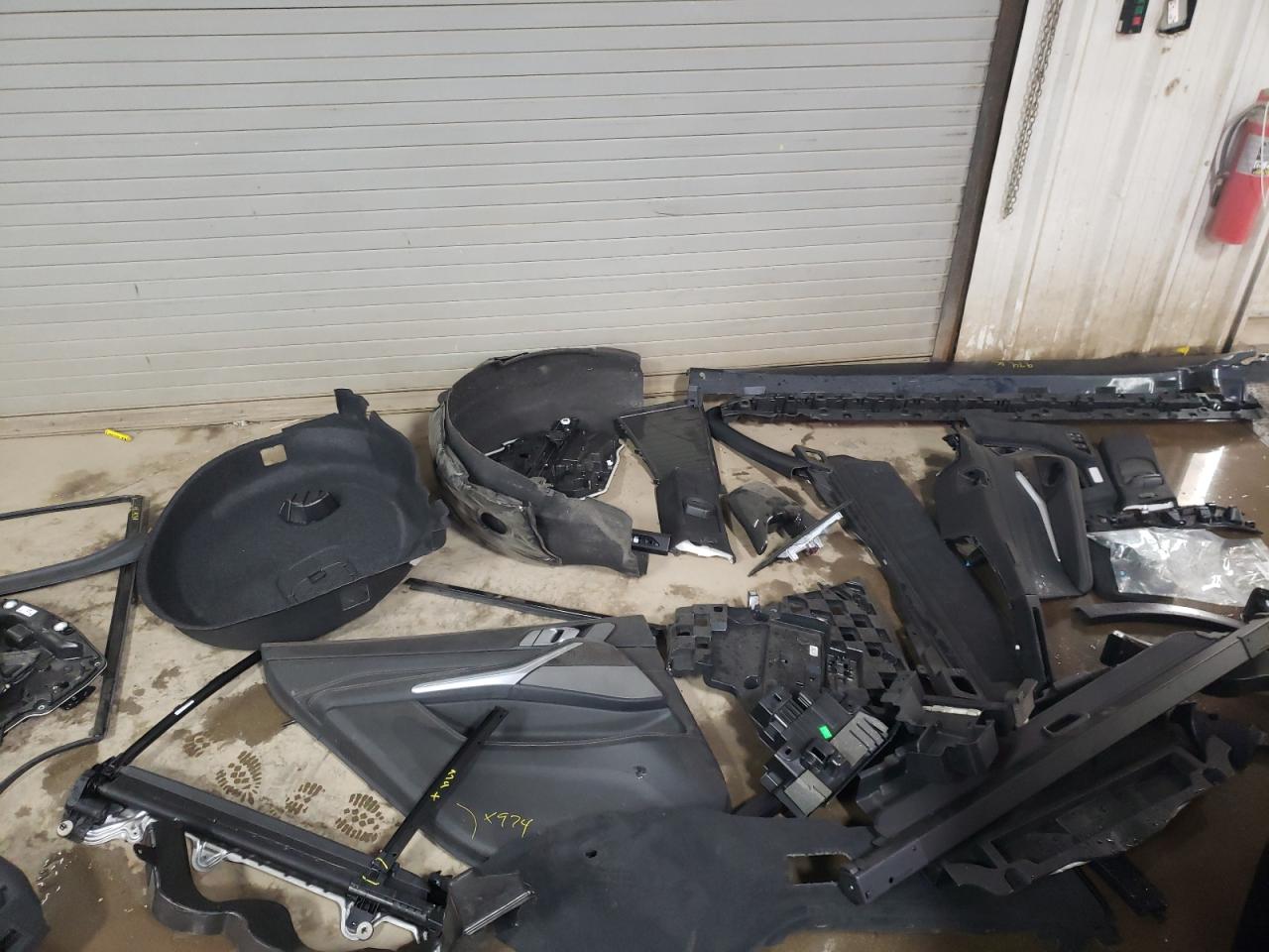 2024 BMW X7 VIN 5UX33EM07R9S81670 Copart auction photo, side damage thumbnail 13