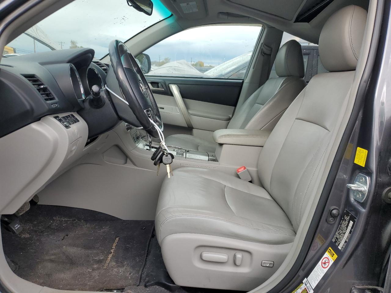 2011 Toyota Highlander VIN 5TDBK3EH8BS074754 Copart auction photo, top/roof / rear end damage thumbnail 7