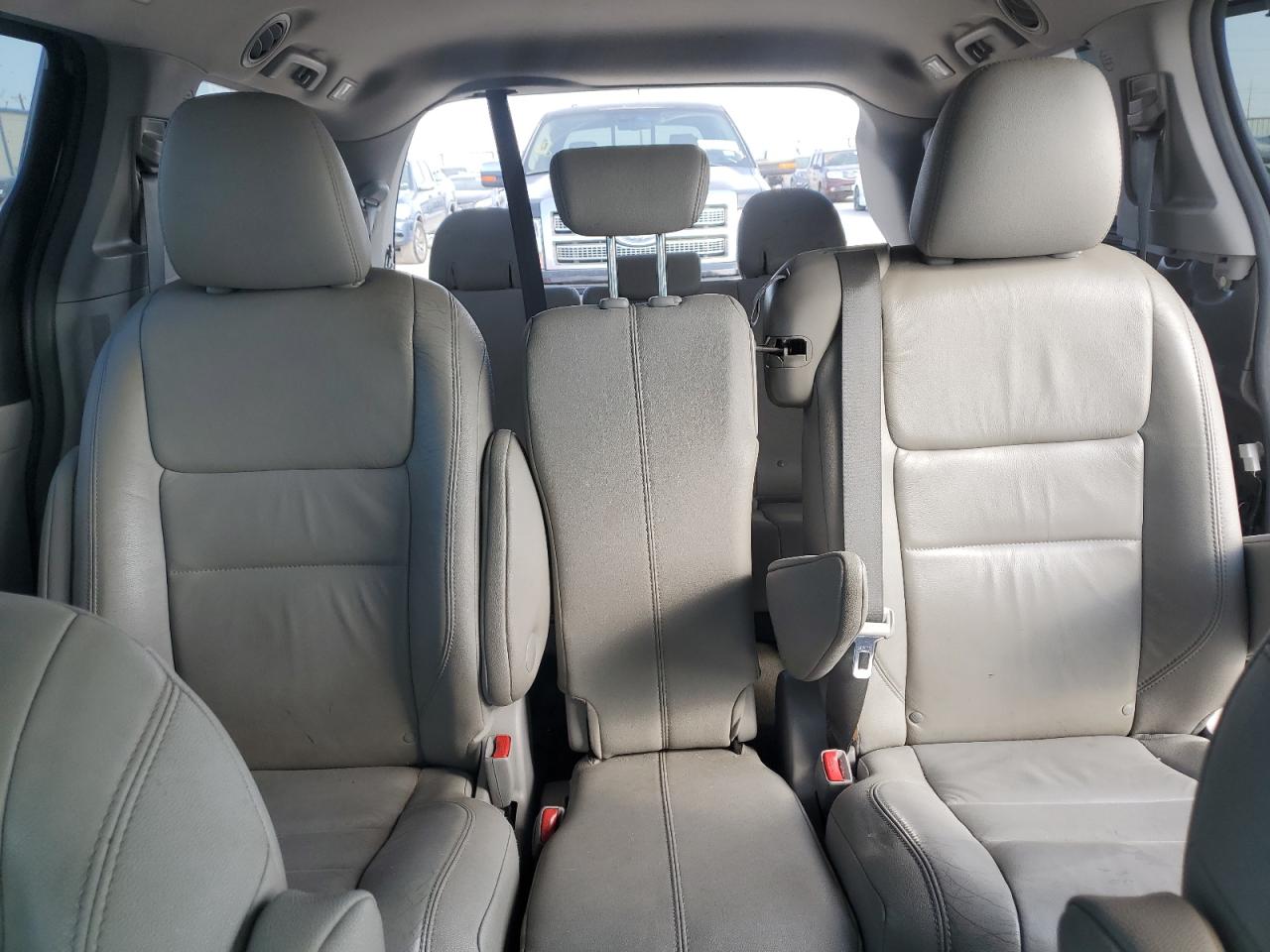 2016 Toyota Sienna VIN 5TDYK3DCXGS765999 Copart auction photo, all over damage thumbnail 10