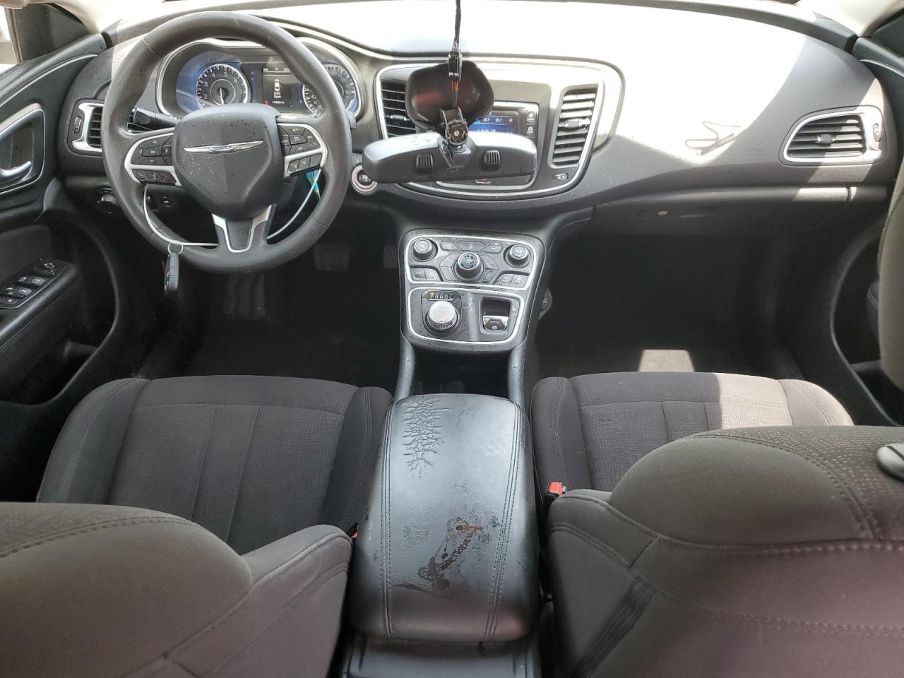2015 Chrysler 200 VIN 1C3CCCAB6FN652384 Copart auction photo, front end / side damage thumbnail 8