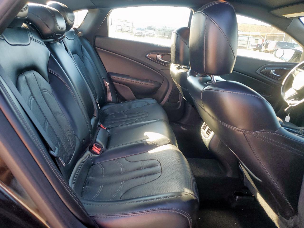 2016 Chrysler 200 VIN 1C3CCCBG6GN113467 Copart auction photo, rear end / front end damage thumbnail 10