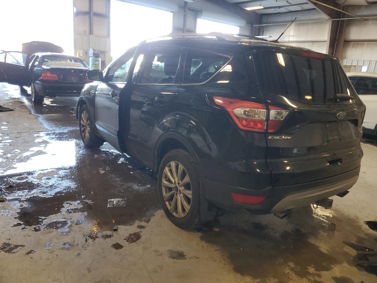 2017 Ford Escape VIN 1FMCU9J99HUE48515 Copart auction photo, front end / side damage thumbnail 2