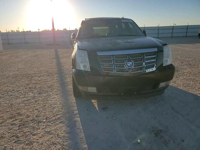 2009 Cadillac Escalade VIN 1FT7W2BTXBEB38845 Copart auction photo, water/flood damage thumbnail 12