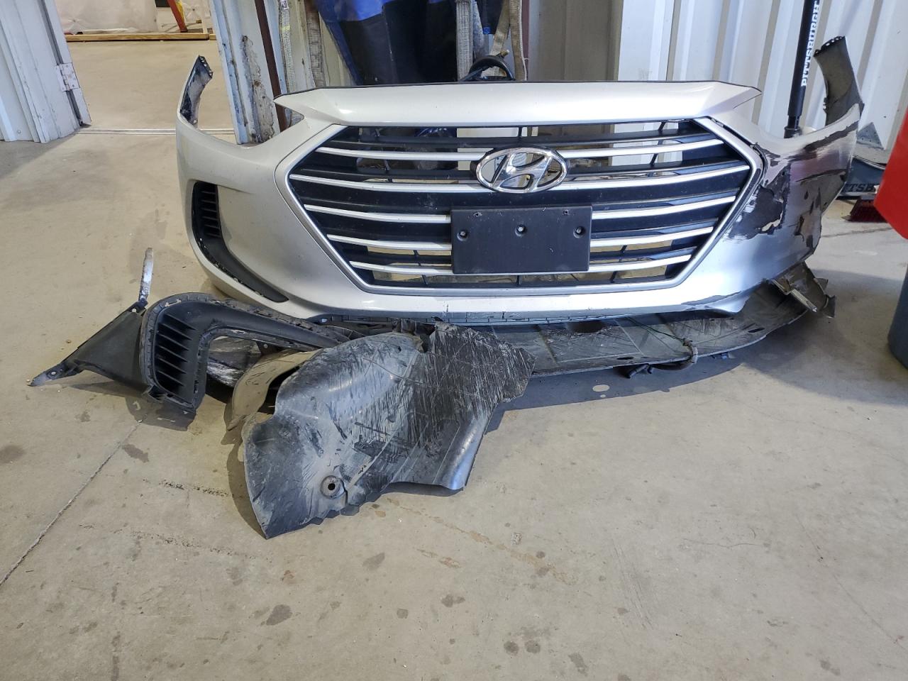 2018 Hyundai Elantra VIN 5NPD84LF1JH375532 Copart auction photo, front end / minor dent/scratches damage thumbnail 12