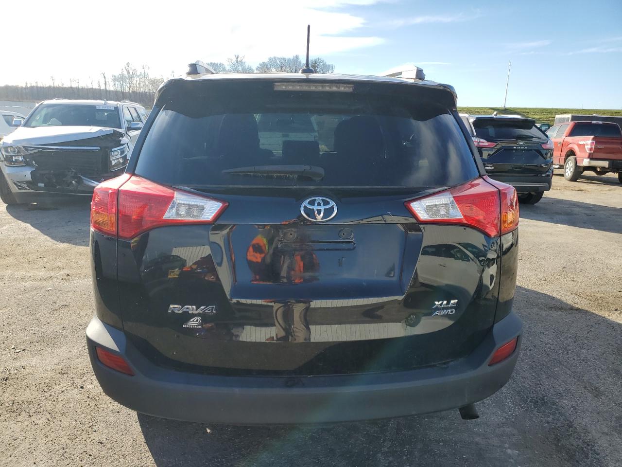 2014 Toyota RAV 4 VIN 2T3RFREV2EW170488 Copart auction photo, front end damage thumbnail 6