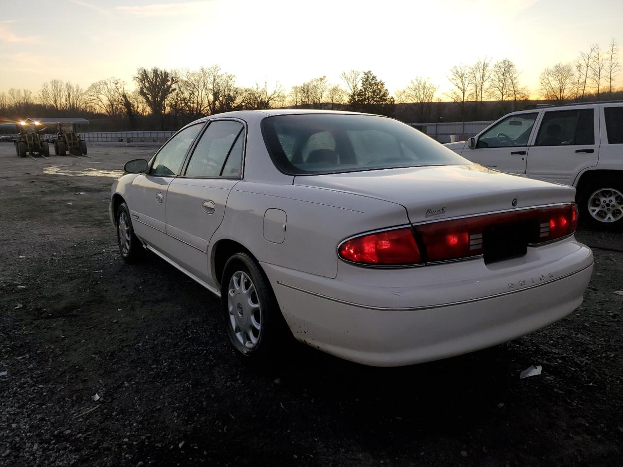 2001 Buick Allure VIN 2G4WS52J011238147 Copart auction photo, front end damage thumbnail 2