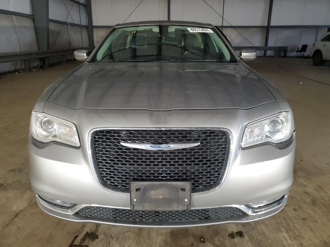 2018 Chrysler 300 VIN 2C3CCAKG3JH250404 Copart auction photo, front end / side damage thumbnail 5
