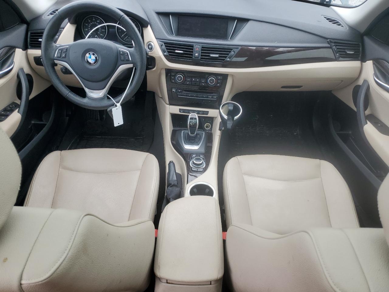 2013 BMW X1 VIN WBAVL1C57DVR86577 Copart auction photo, front end / side damage thumbnail 8