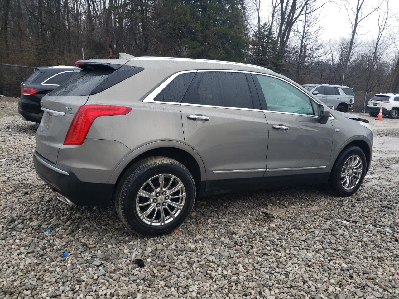 2018 Cadillac XT5 VIN 1GYKNDRS1JZ184863 Copart auction photo, front end damage thumbnail 3