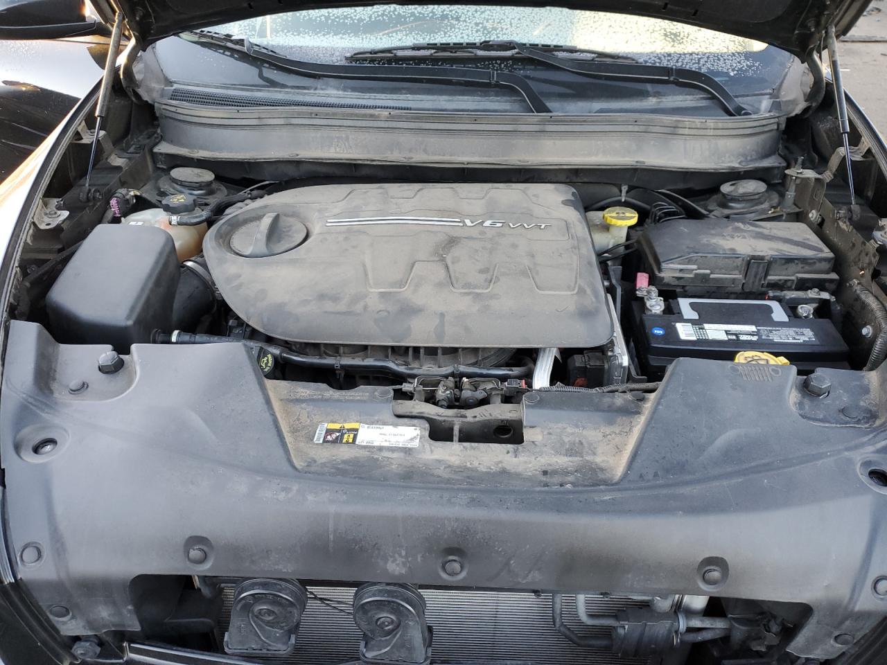 2017 Jeep Grand Cherokee VIN 1C4PJMCS3HW564721 Copart auction photo, side / rear end damage thumbnail 14