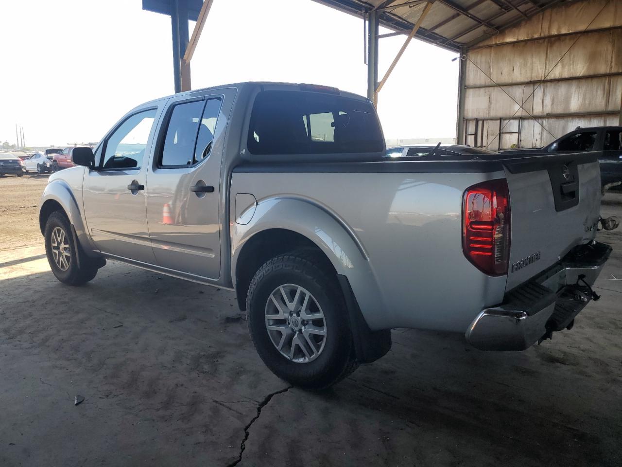 2019 Nissan Navara (Frontier) VIN 1N6AD0EV1KN777836 Copart auction photo, rear end / undercarriage damage thumbnail 2