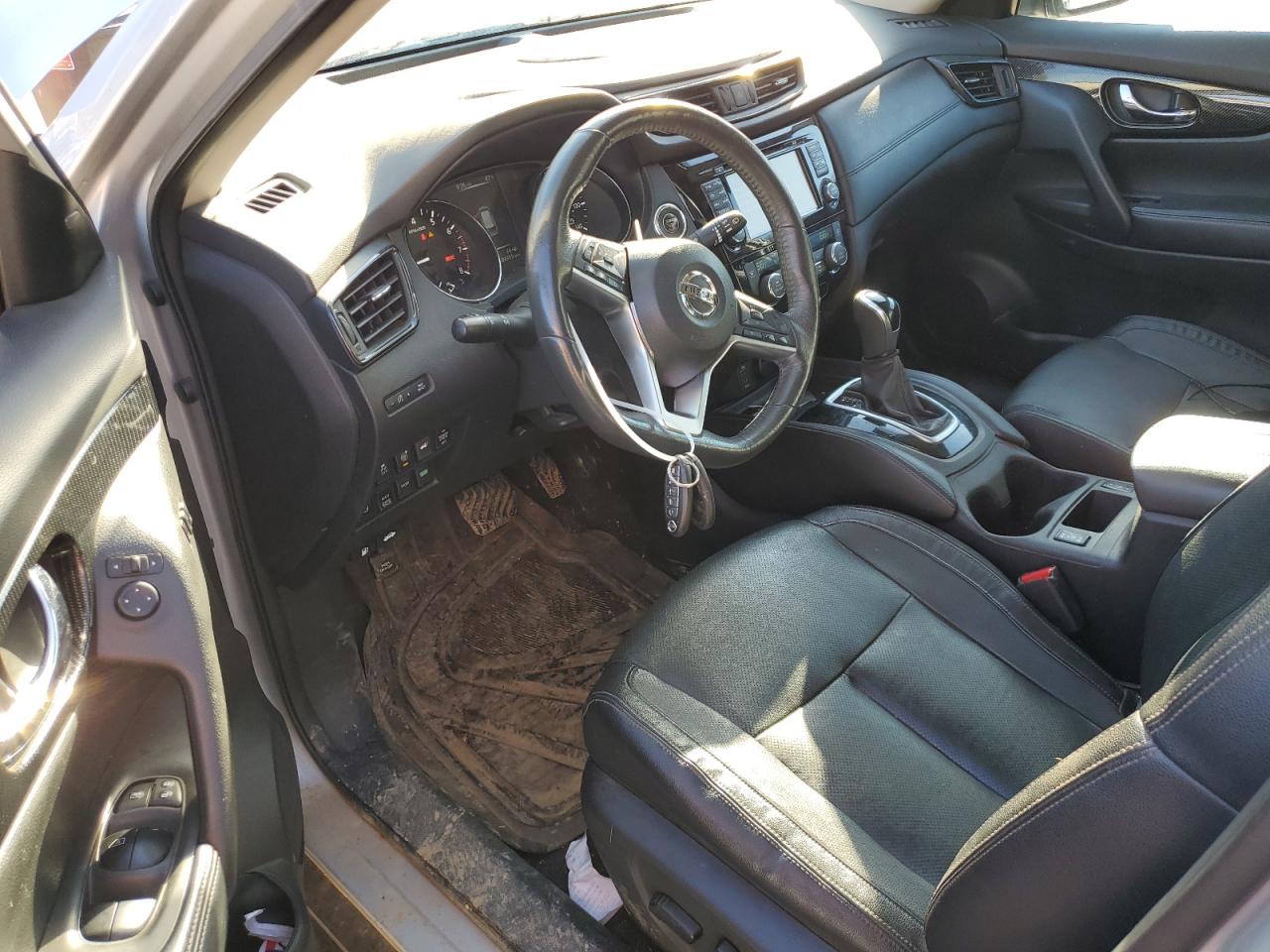2017 Nissan Rogue VIN 5N1AT2MV5HC740212 Copart auction photo, water/flood damage thumbnail 8