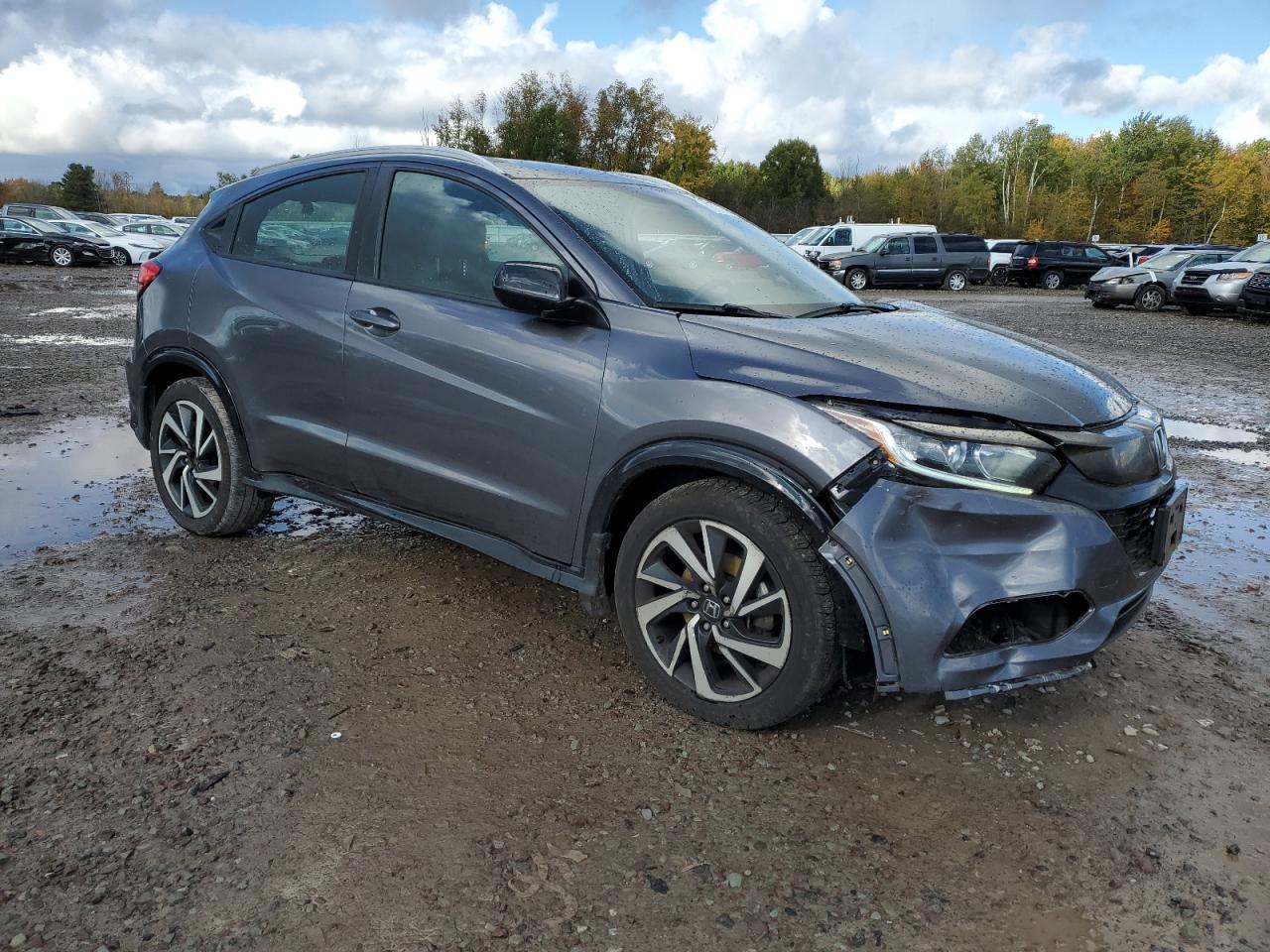 2019 Honda HR-V VIN 3CZRU6H13KG705556 Copart auction photo, front end / side damage thumbnail 4
