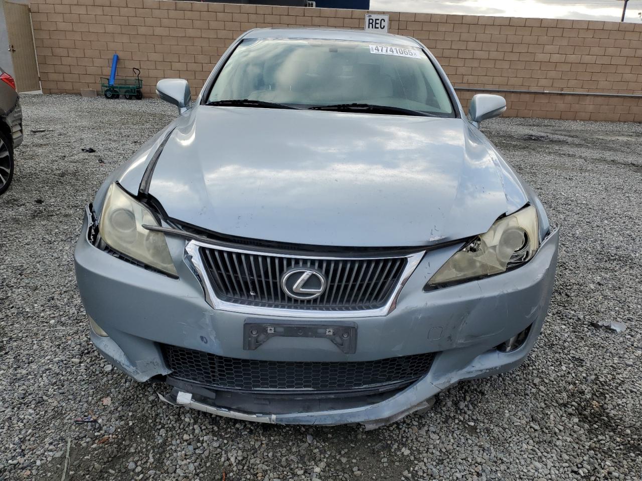 2010 Lexus IS VIN JTHBF5C25A5118212 Copart auction photo, front end / minor dent/scratches damage thumbnail 5