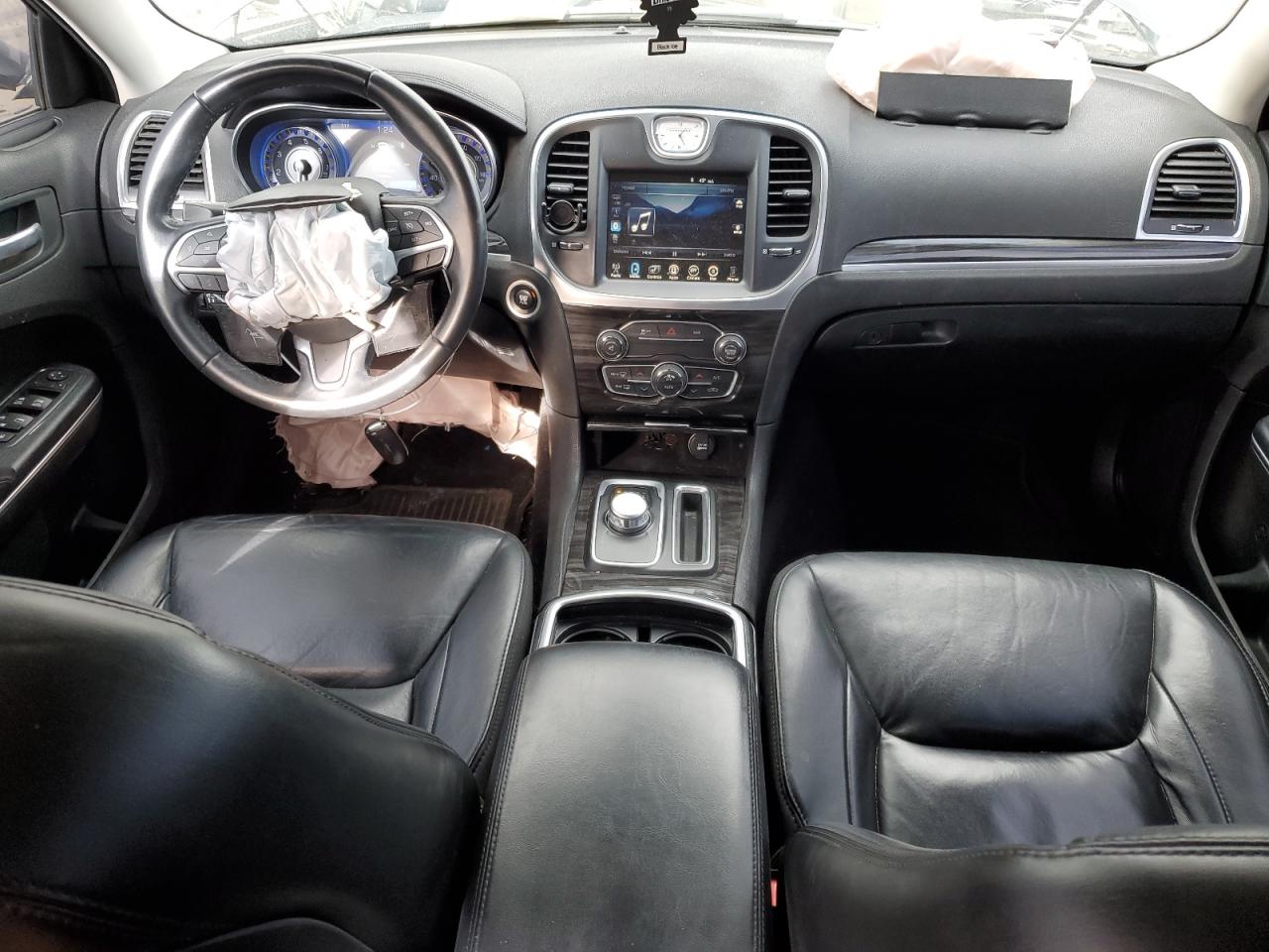 2016 Chrysler 300 VIN 2C3CCARG0GH208612 Copart auction photo, front end / side damage thumbnail 8