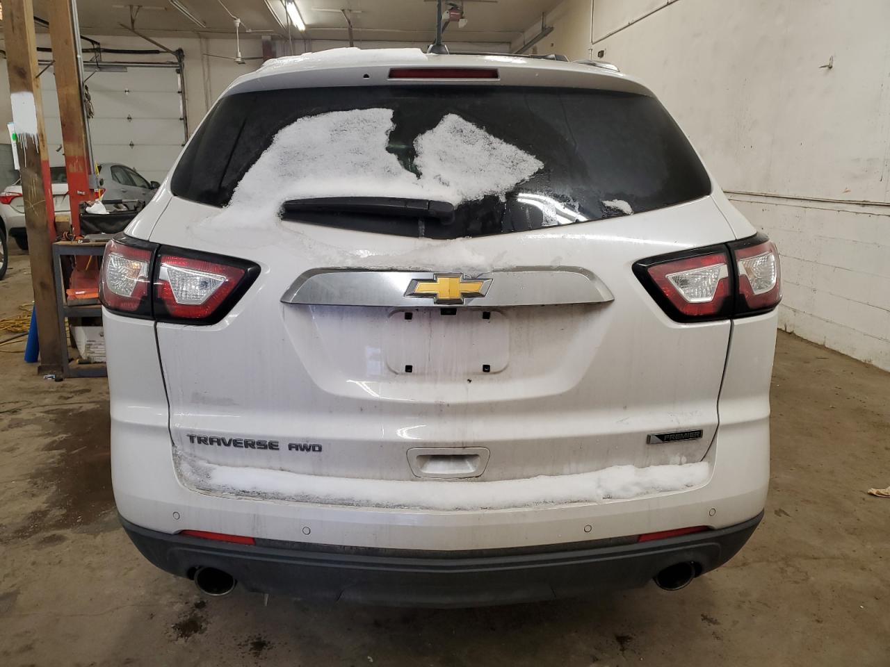 2017 Chevrolet Traverse VIN 1GNKVJKDXHJ197126 Copart auction photo, side / front end damage thumbnail 6