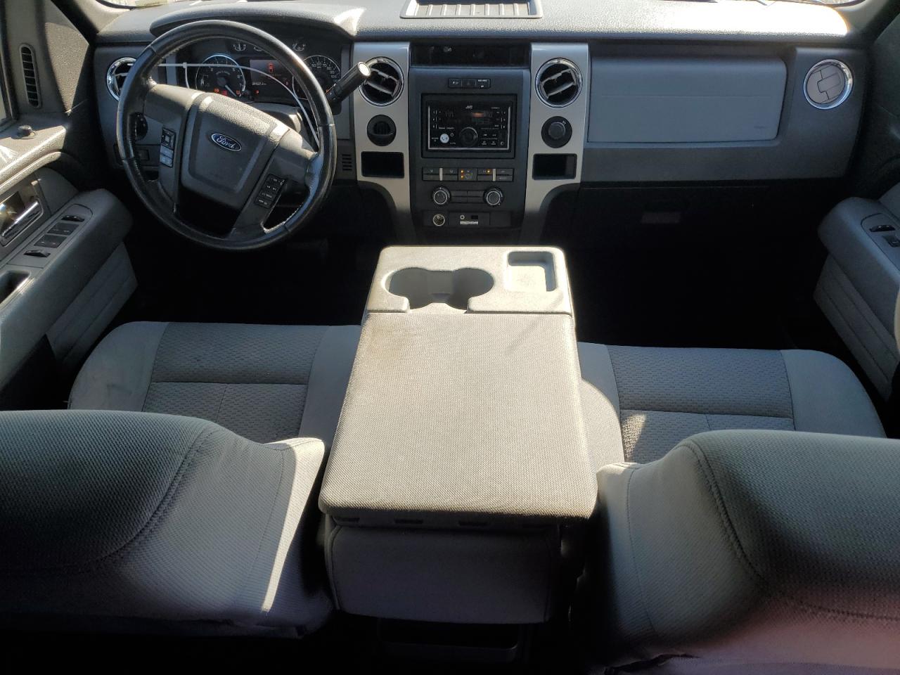 2011 Ford F-150 VIN 1FTFW1CF1BFB31081 Copart auction photo, front end / minor dent/scratches damage thumbnail 8
