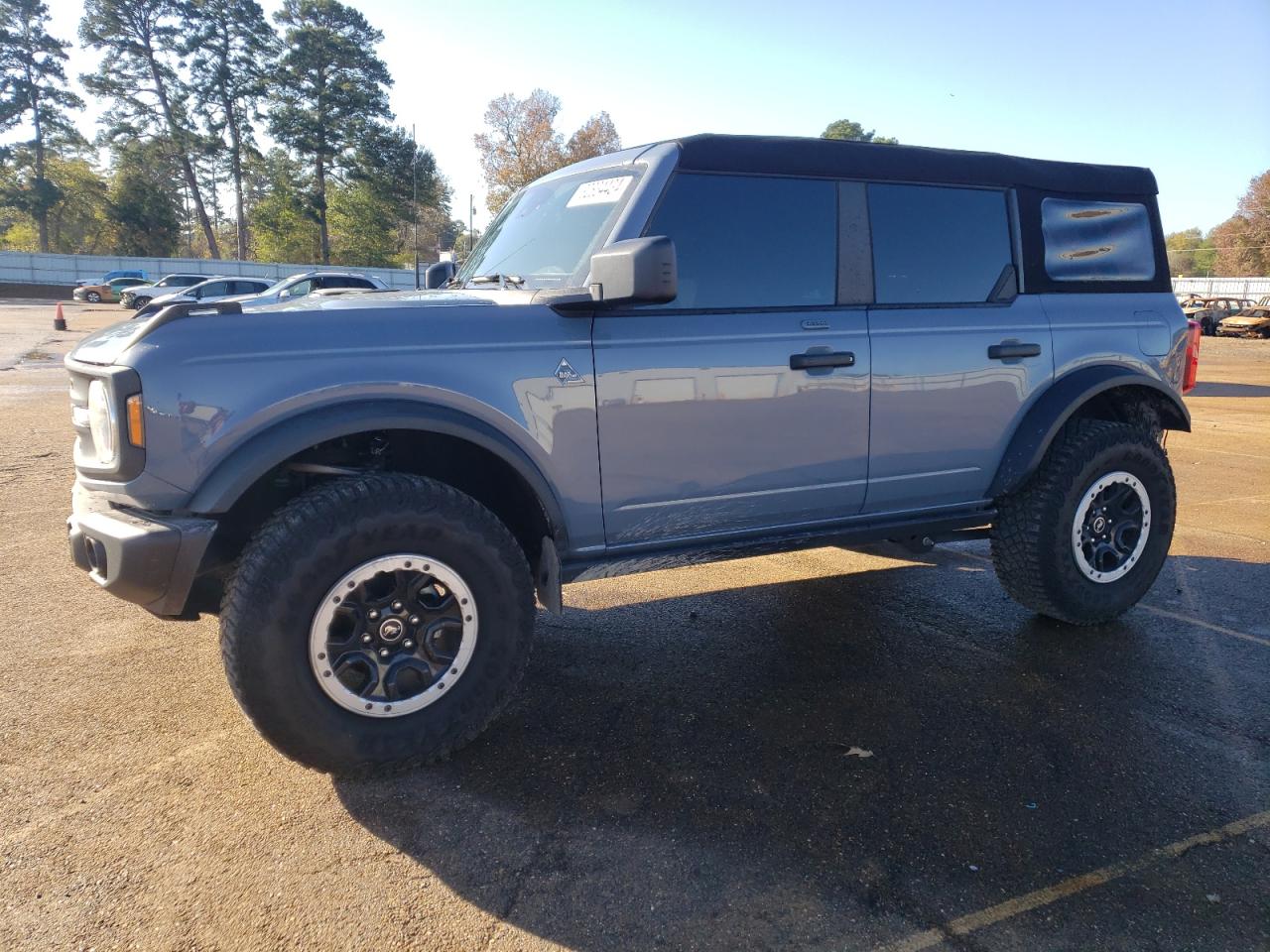 2023 Ford Bronco VIN 1FMEE5DP2PLB34573