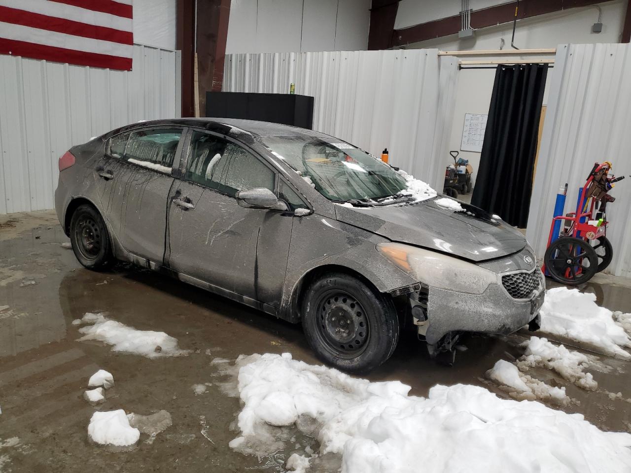 2015 KIA Forte VIN KNAFK4A63F5406295 Copart auction photo, front end damage thumbnail 4