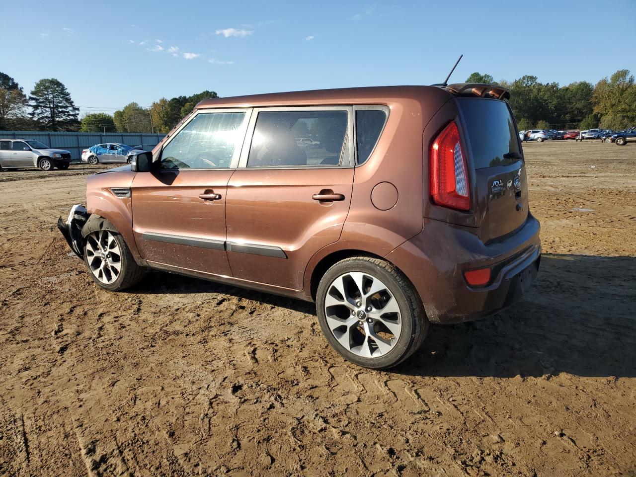 2012 KIA Soul VIN KNDJT2A66C7420884 Copart auction photo, front end / minor dent/scratches damage thumbnail 2