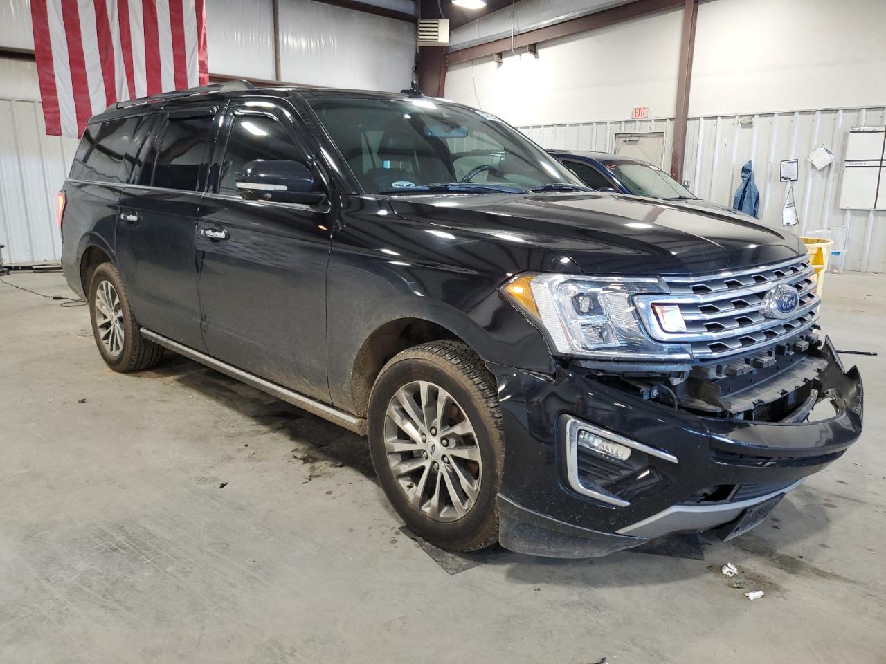 2018 Ford Expedition VIN 1FMJK1KT4JEA06623 Copart auction photo, front end damage thumbnail 4