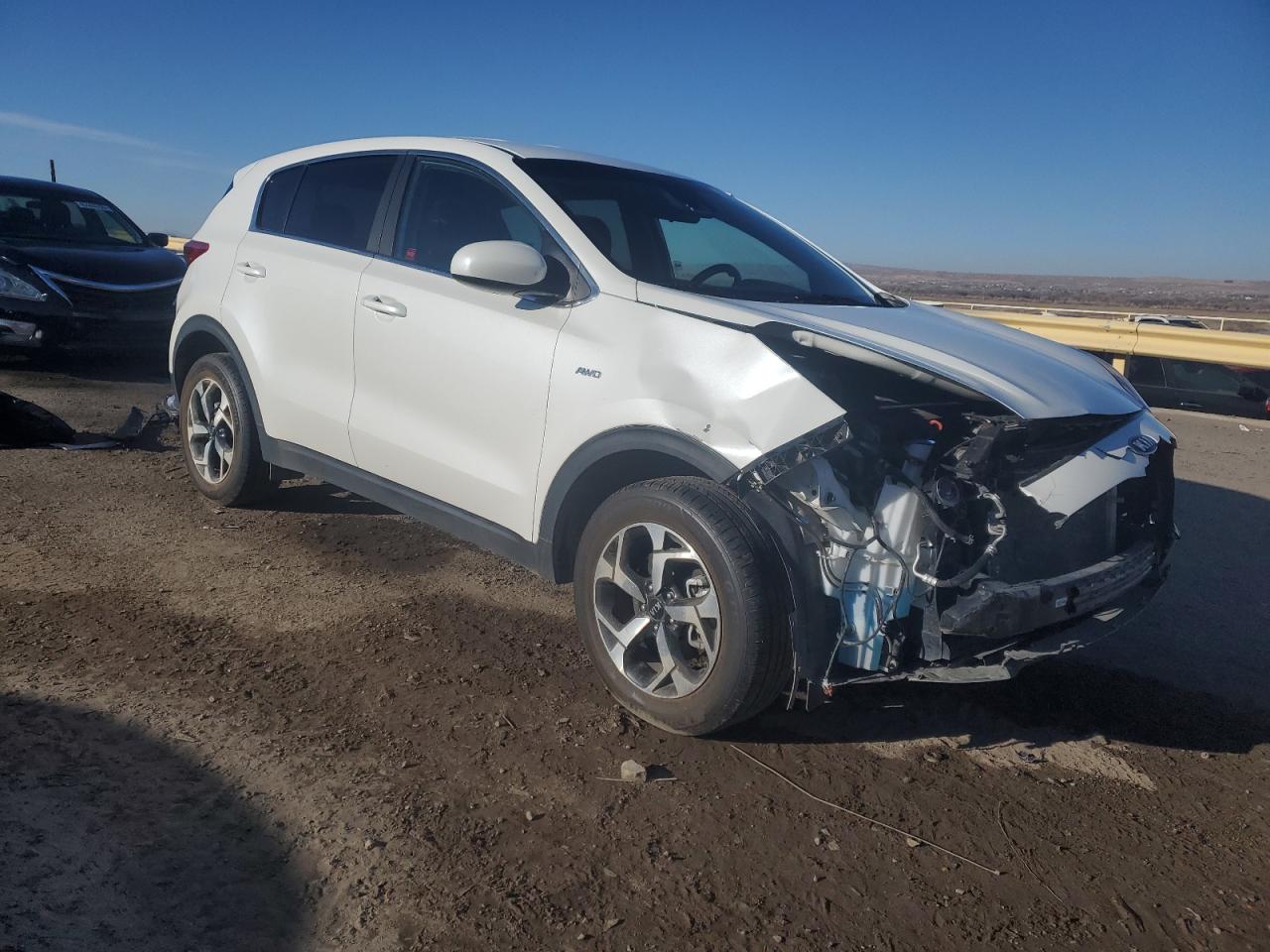 2021 KIA Sportage VIN KNDPMCAC3M7925771 Copart auction photo, front end damage thumbnail 4