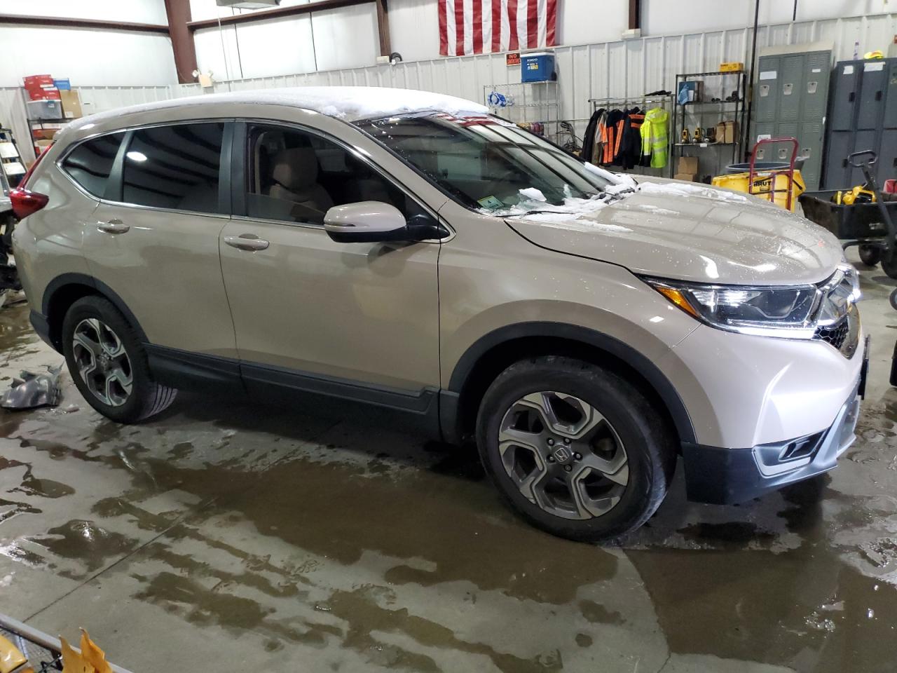 2018 Honda CR-V VIN 5J6RW2H56JL009815 Copart auction photo, rear end / side damage thumbnail 4