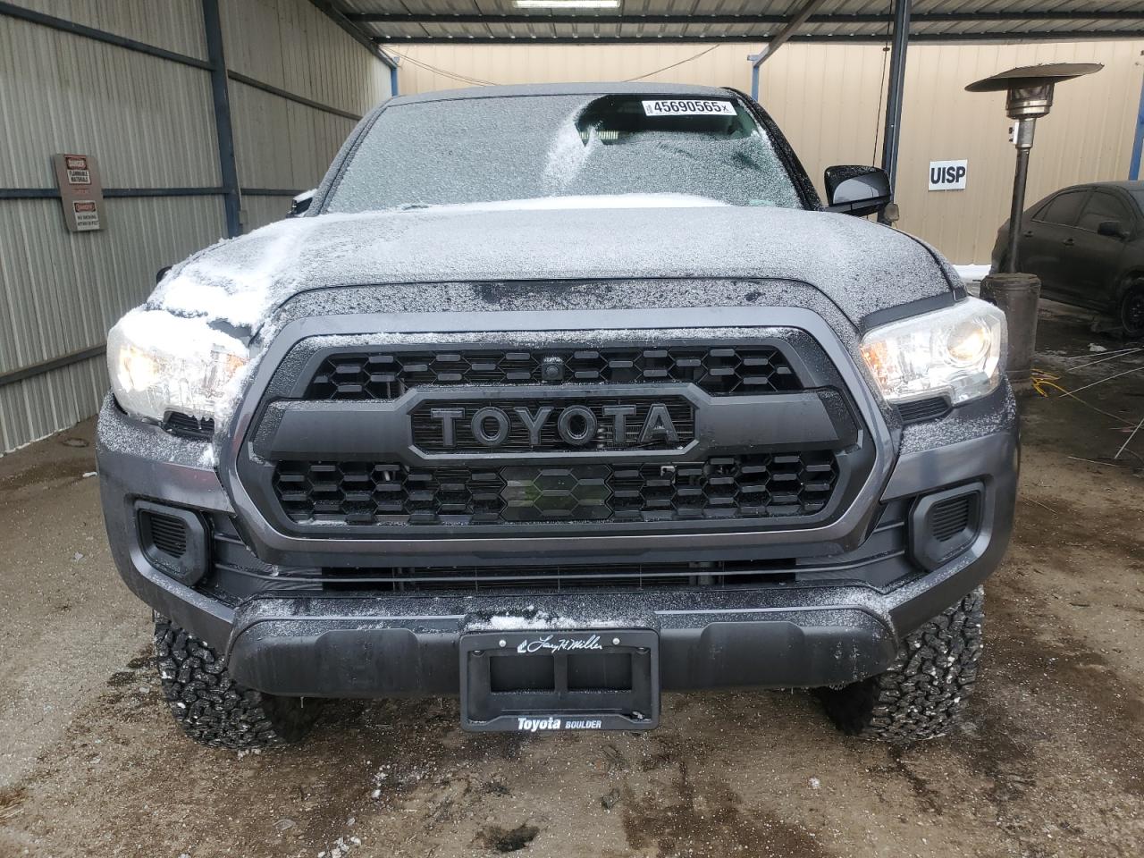 2020 Toyota Tacoma VIN 3TMCZ5AN9LM309378 Copart auction photo, side / front end damage thumbnail 5