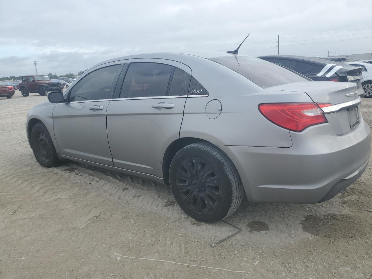 2014 Chrysler 200 VIN 1C3CCBAB8EN123172 Copart auction photo, minor dent/scratches damage thumbnail 2