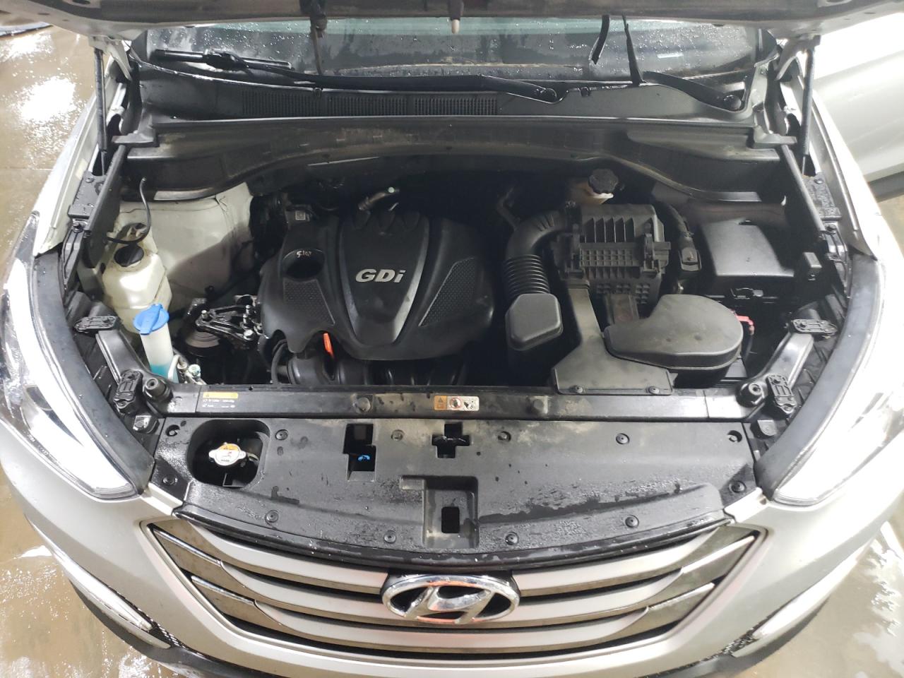 2015 Hyundai Santa Fe VIN 5XYZU3LB0FG283853 Copart auction photo, side / rear end damage thumbnail 11