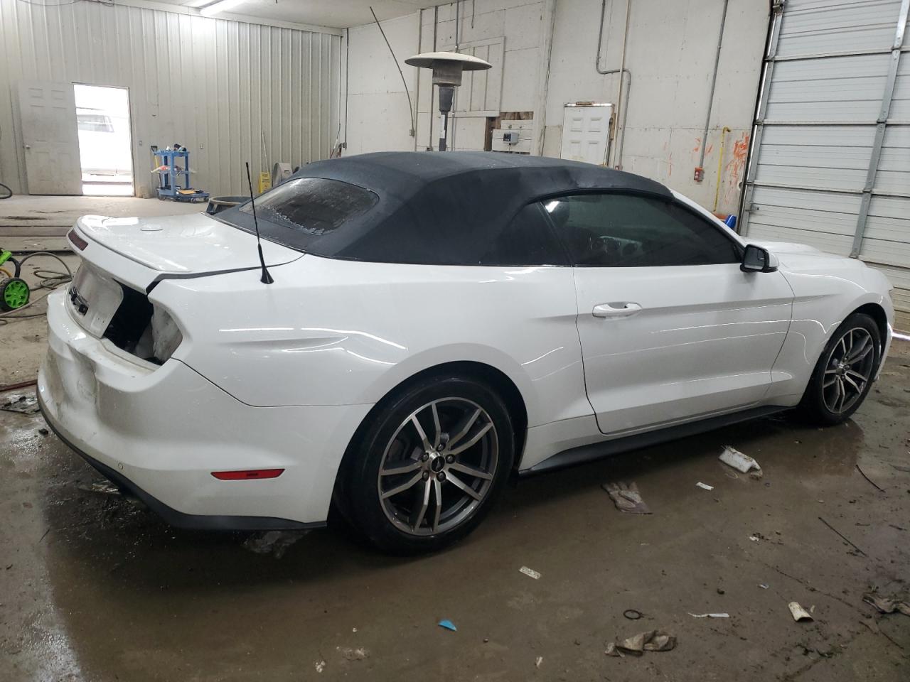 2015 Ford Mustang VIN 1FATP8UH6F5365498 Copart auction photo, rear end damage thumbnail 3