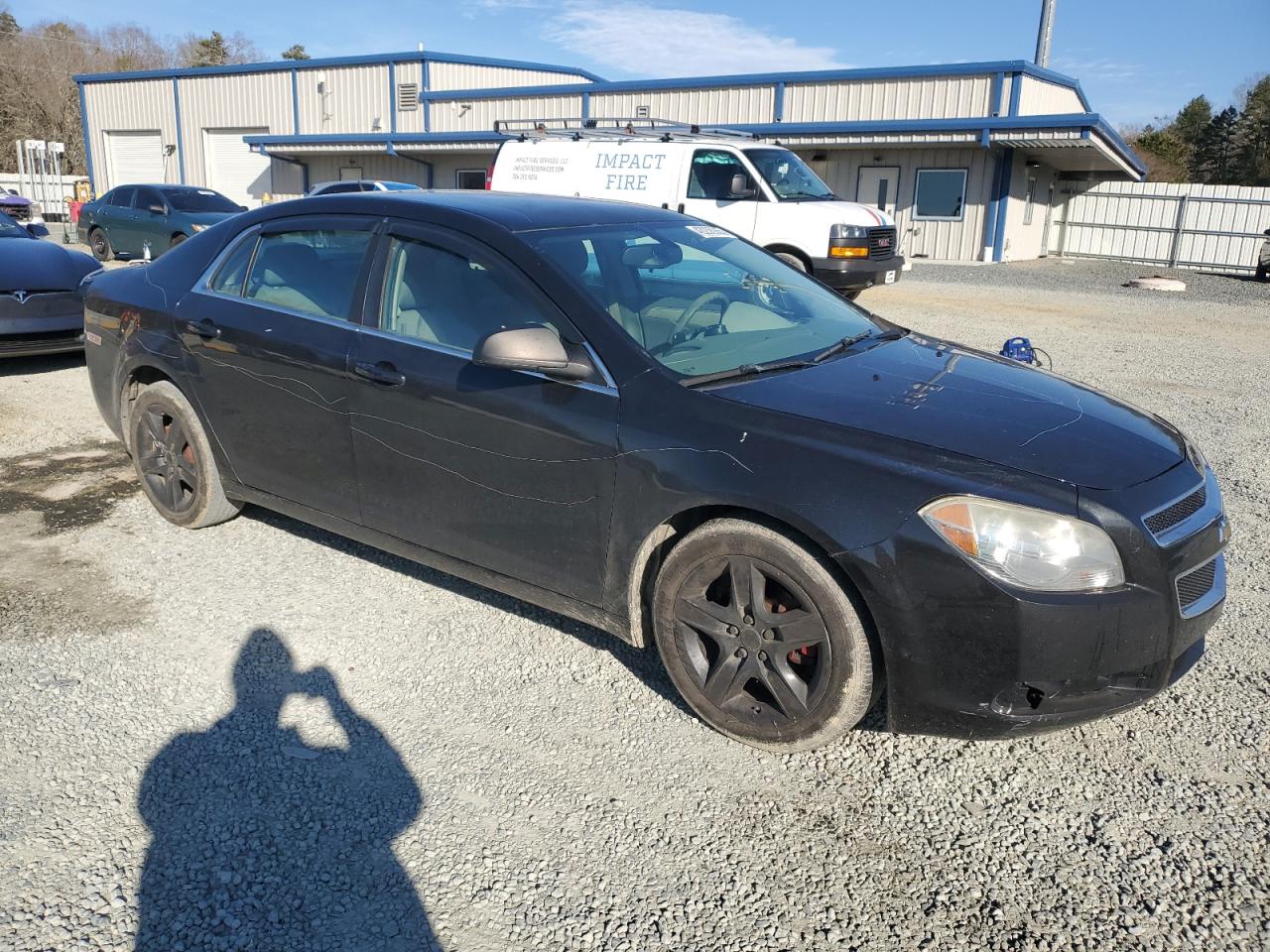2010 Chevrolet Malibu VIN 1G1ZB5EBXAF161486 Copart auction photo, vandalism damage thumbnail 4