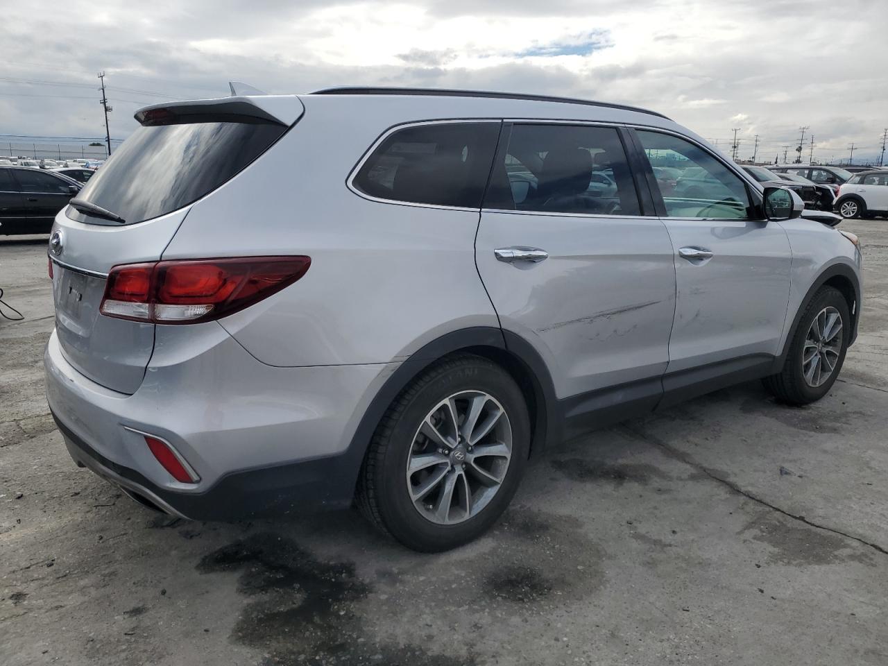 2017 Hyundai Santa Fe VIN KM8SM4HF7HU192515 Copart auction photo, front end damage thumbnail 3
