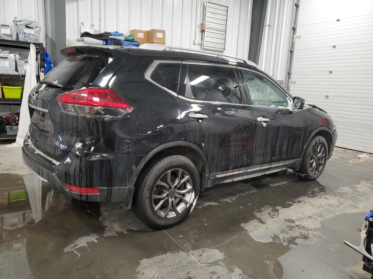 2017 Nissan Rogue VIN 5N1AT2MV3HC894448 Copart auction photo, front end / minor dent/scratches damage thumbnail 3