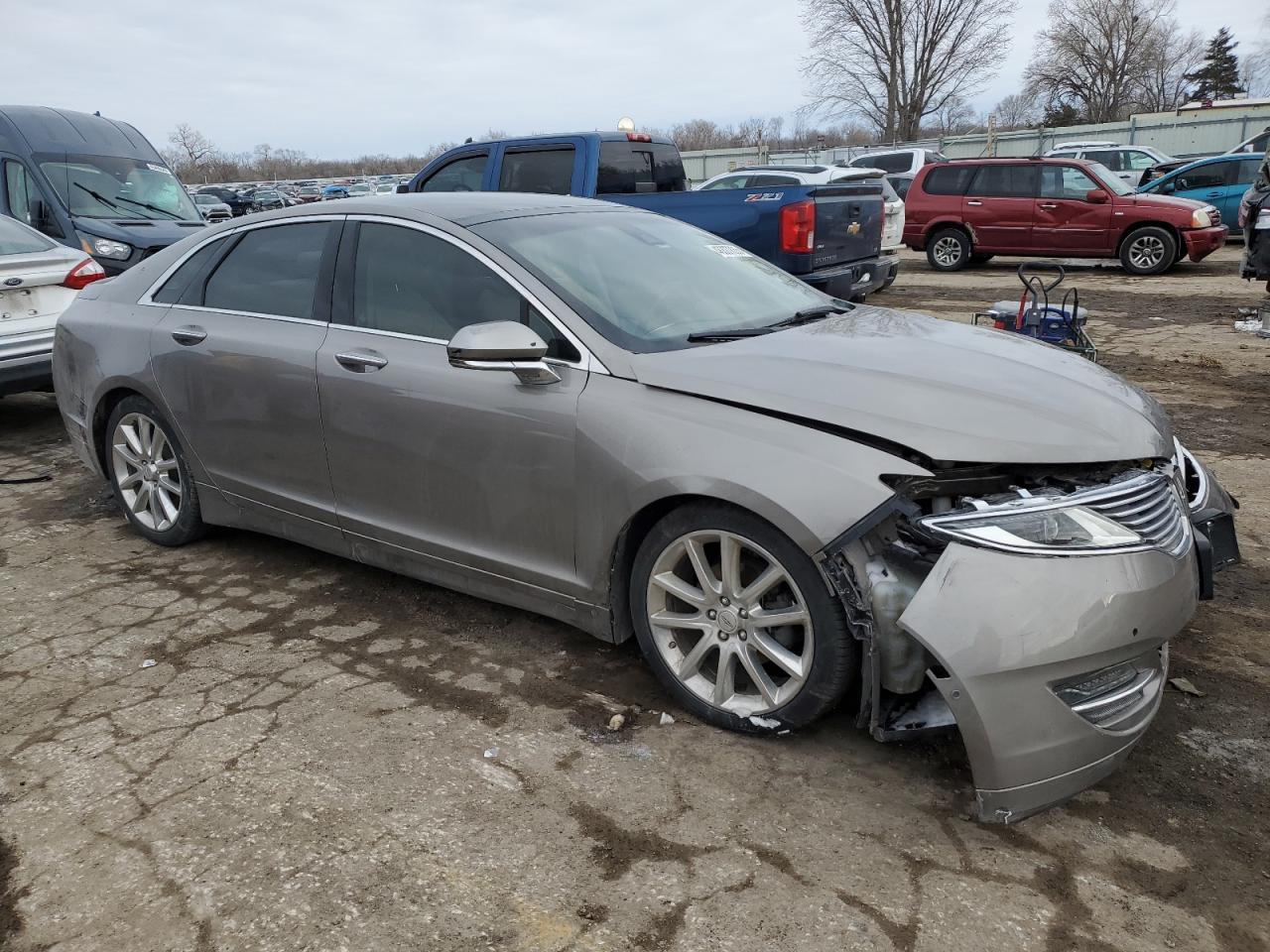 2015 Lincoln MKZ VIN 3LN6L2LU2FR622809 Copart auction photo, front end / rear end damage thumbnail 4