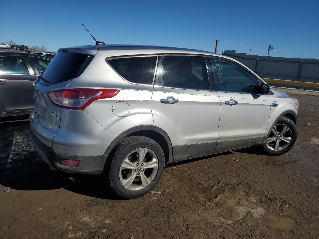 2014 Ford Escape VIN 1FMCU0GX7EUD10310 Copart auction photo, front end damage thumbnail 3