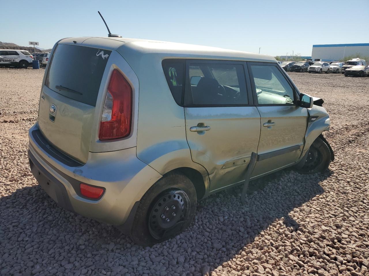 2013 KIA Soul VIN KNDJT2A5XD7617646 Copart auction photo, front end / side damage thumbnail 3