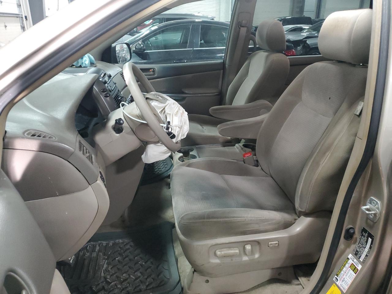 2008 Toyota Sienna VIN 5TDZK23C48S200682 Copart auction photo, front end damage thumbnail 7