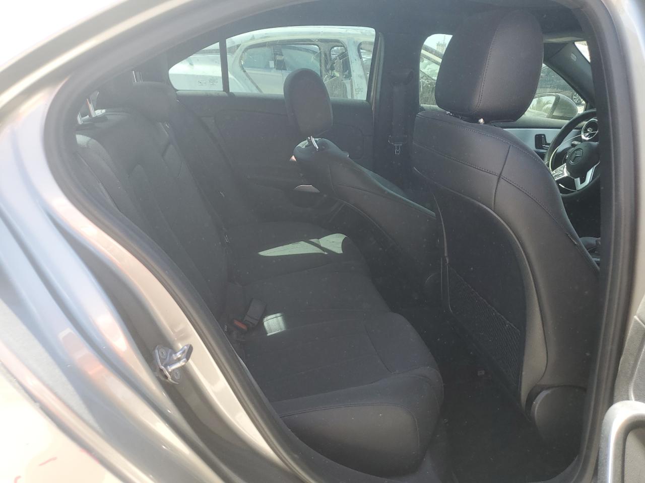 2019 Mercedes-Benz A-klasse VIN WDD3G4EB0KW027019 Copart auction photo, rear end / minor dent/scratches damage thumbnail 10