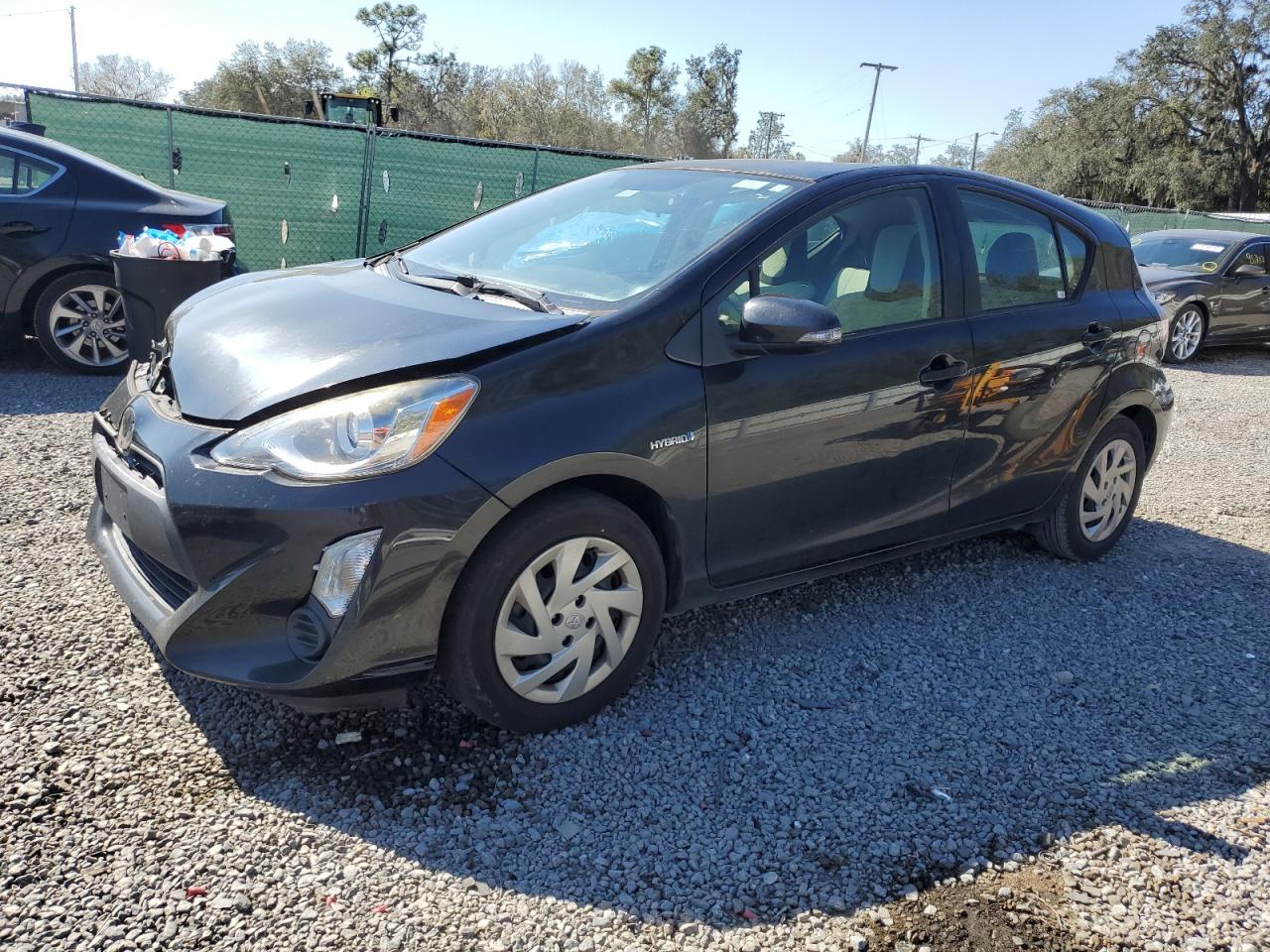 2015 Toyota Prius VIN JTDKDTB38F1577139