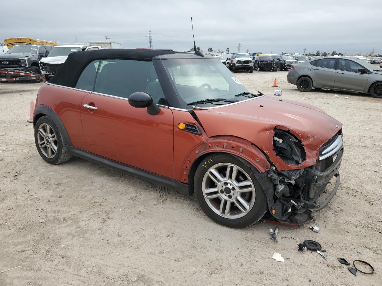 2012 MINI Cooper VIN WMWZN3C59CT135172 Copart auction photo, front end / minor dent/scratches damage thumbnail 4