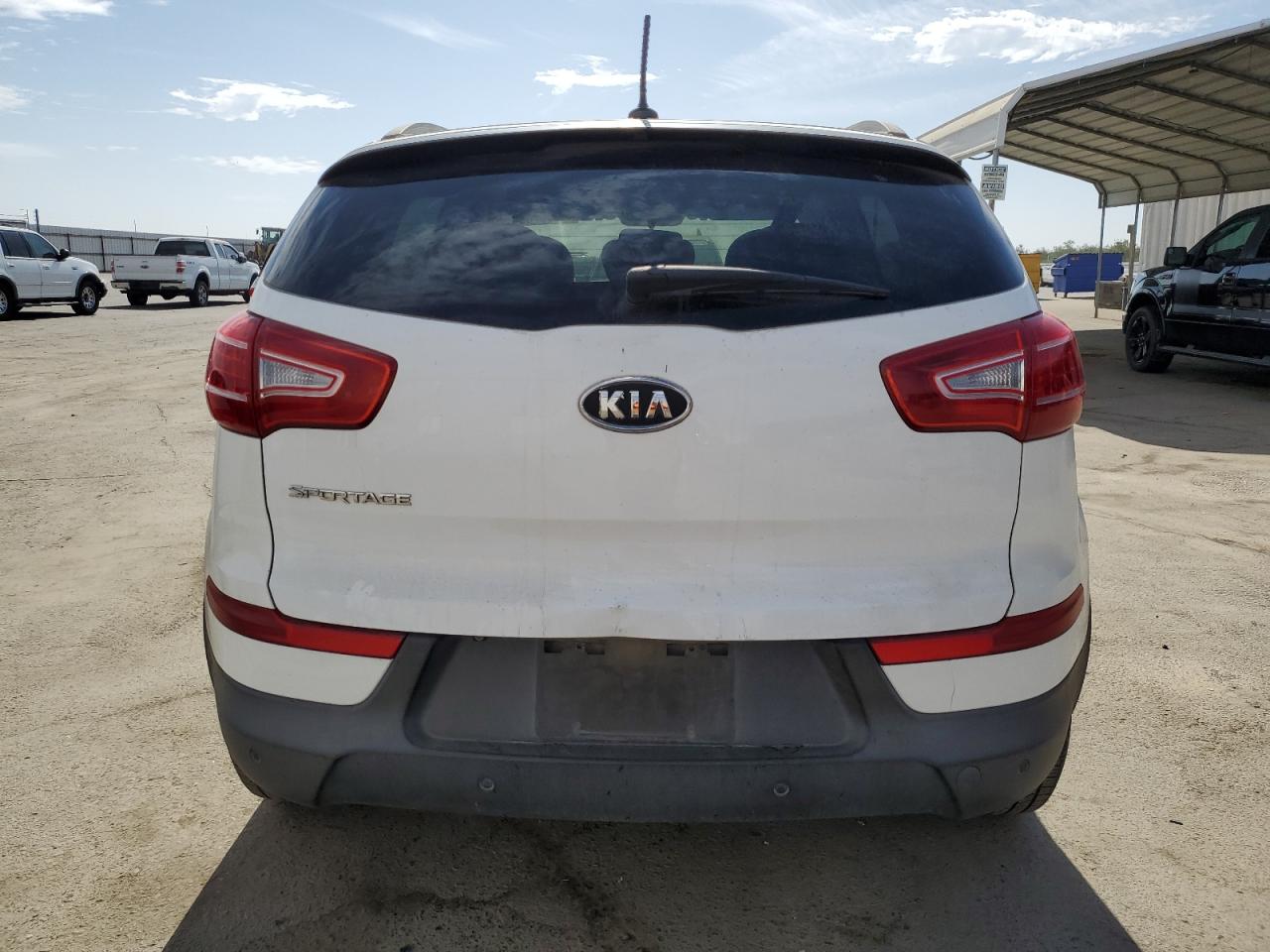 2011 KIA Sportage VIN KNDPB3A20B7080212 Copart auction photo, front end damage thumbnail 6