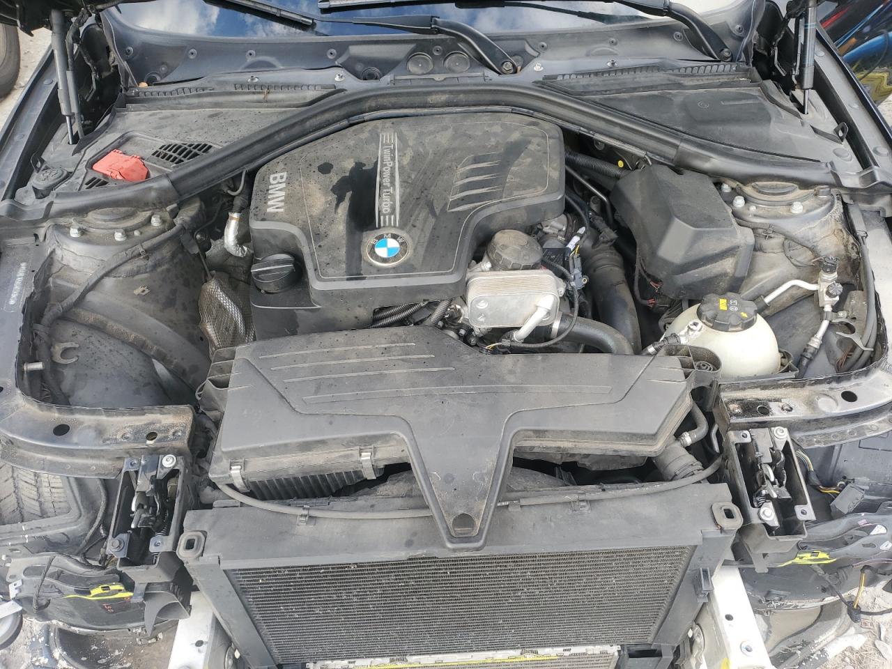 2016 BMW 3er VIN WBA8E1G54GNT34943 Copart auction photo, front end damage thumbnail 11