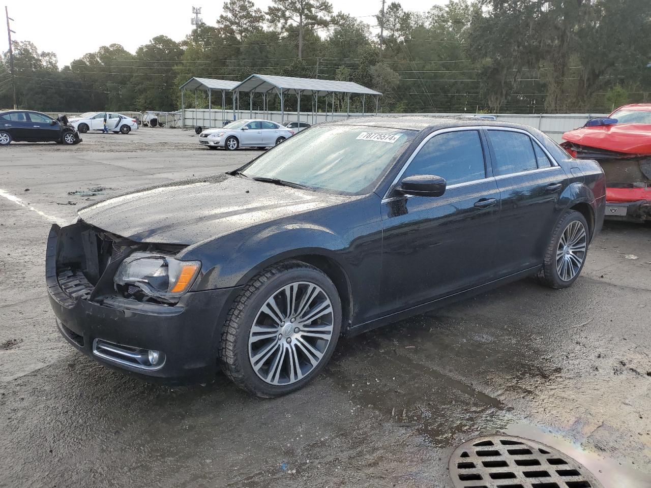 2013 Chrysler 300 VIN 2C3CCABG0DH643927
