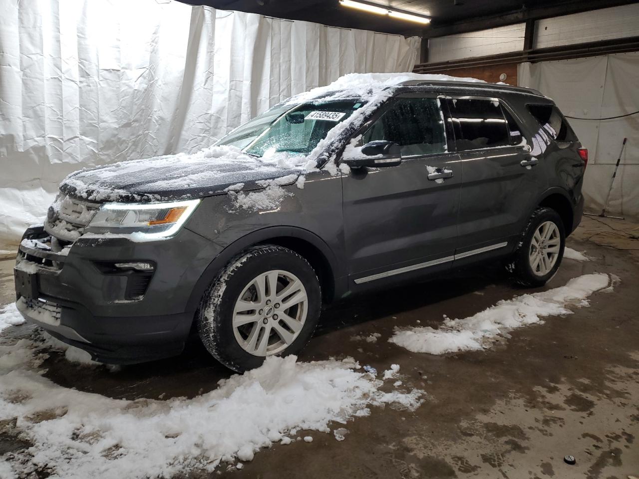 2018 Ford Explorer VIN 1FM5K8D8XJGC02184